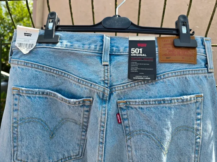 Levi's 501 original avec strass neuf - photo numéro 4