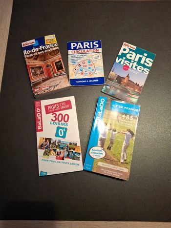 Lot livres paris