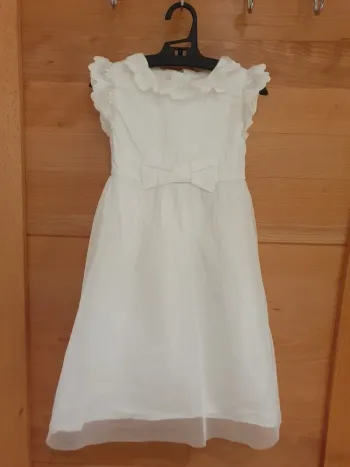 Robe style cermonie blanche neuve sans etiquette