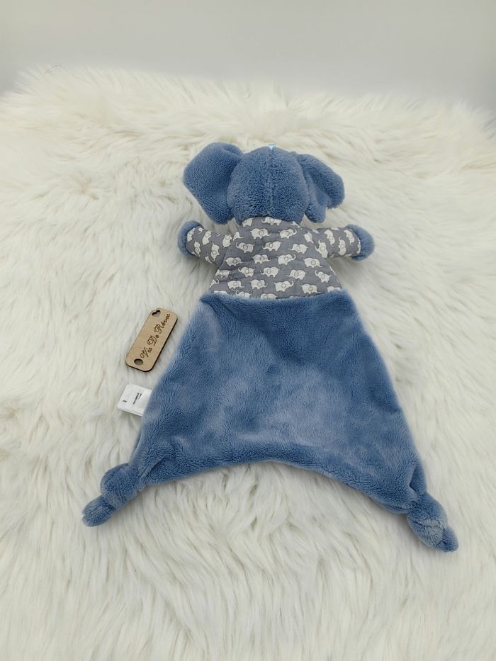 Doudou plat Éléphant bleu Indigo Elly Soother Jellycat - photo numéro 4