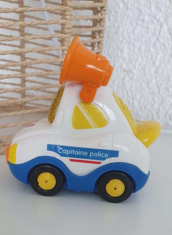Voiture Tut Tut Bolide Yanis capitaine de police - photo numéro 2