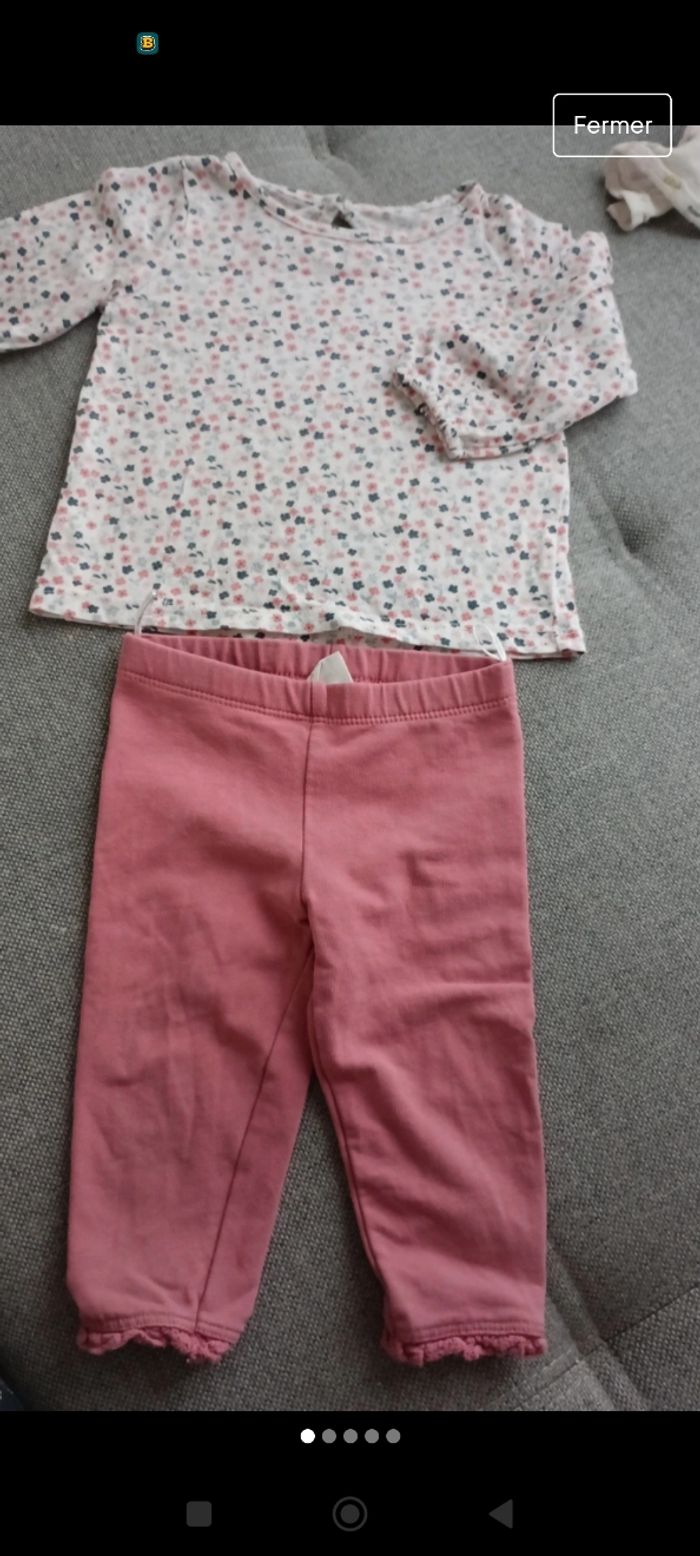 Ensemble leggings et tee shirt