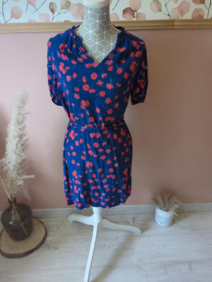 Robe fleury camaïeu taille 40
