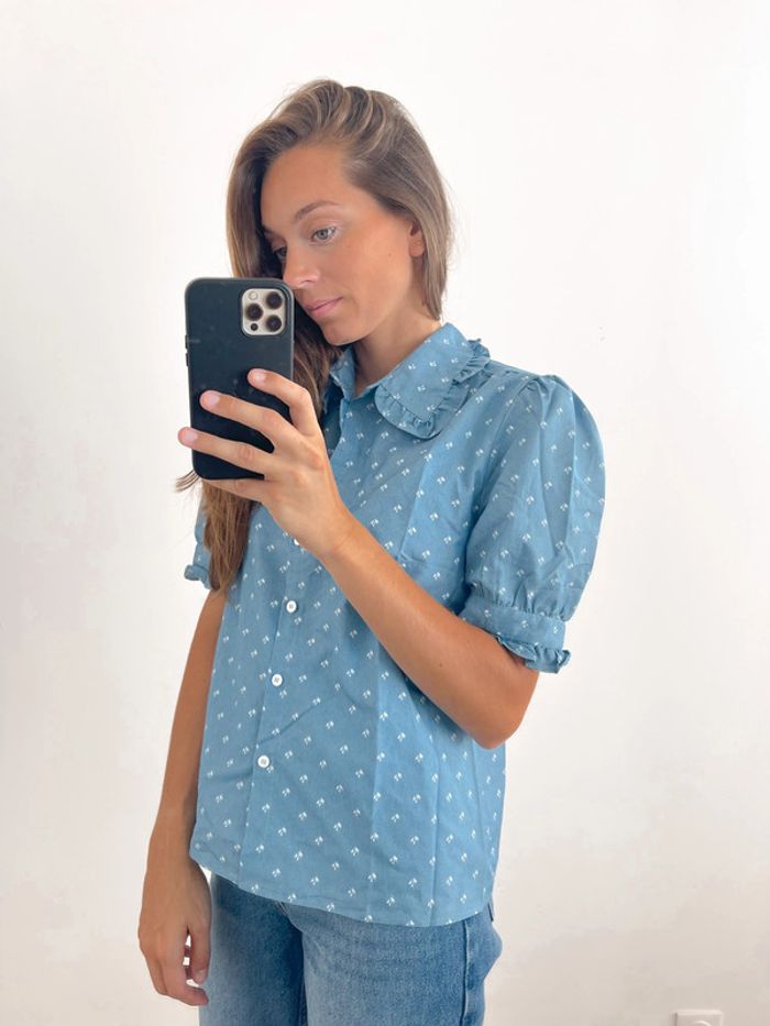 🌟 Chemise sans manches bleu et blanche motifs palmiers - photo numéro 2