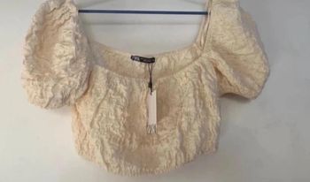 Haut croc top dentelle Zara taille S Neuf