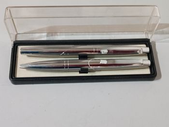 Parure de stylos 
