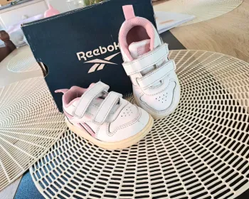Basket, taille 19 et demi, marque Reebok