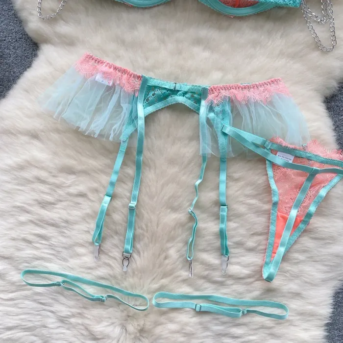 Ensemble lingerie dentelle turquoise & rose clair  – Neuf, Taille S - photo numéro 6