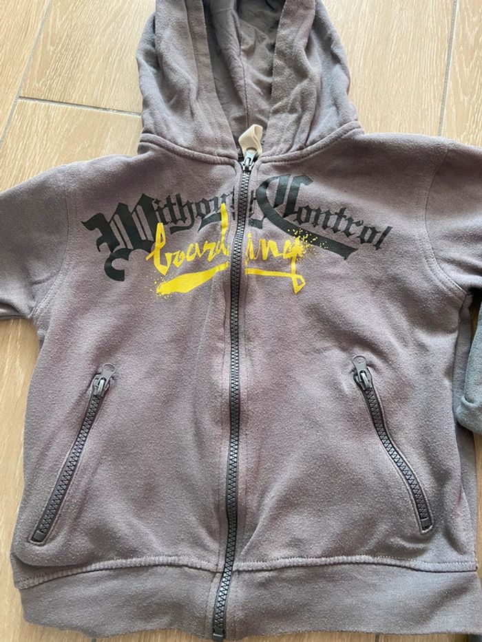 2 vestes à capuches - photo numéro 3