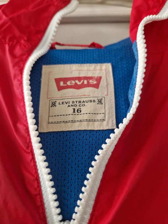 Coupe vent Levis 🇫🇷 - photo numéro 4