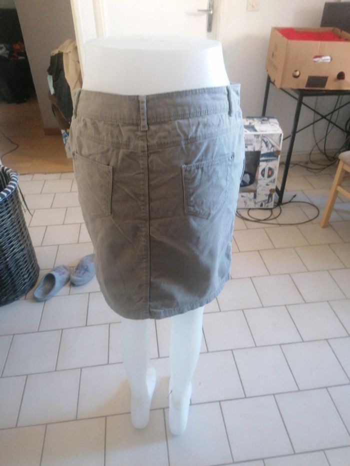 Jupe taille 38 - photo numéro 2