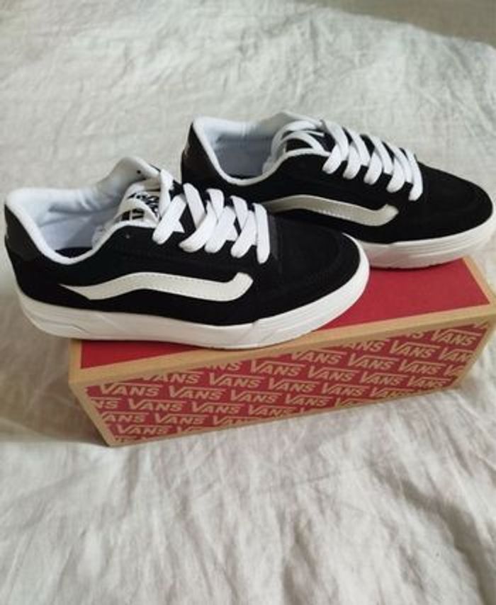 Vans Hylane Ado cuir suédé noir – Neuf avec boîte – Taille 37 - photo numéro 5