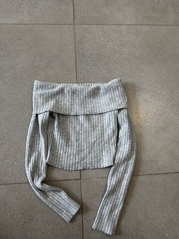 Haut gris bershka, taille XS, très bon état