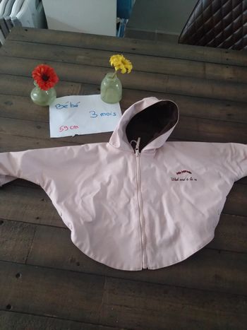 Petit manteau coupe vend ciré bébé fille 3 a 9 mois