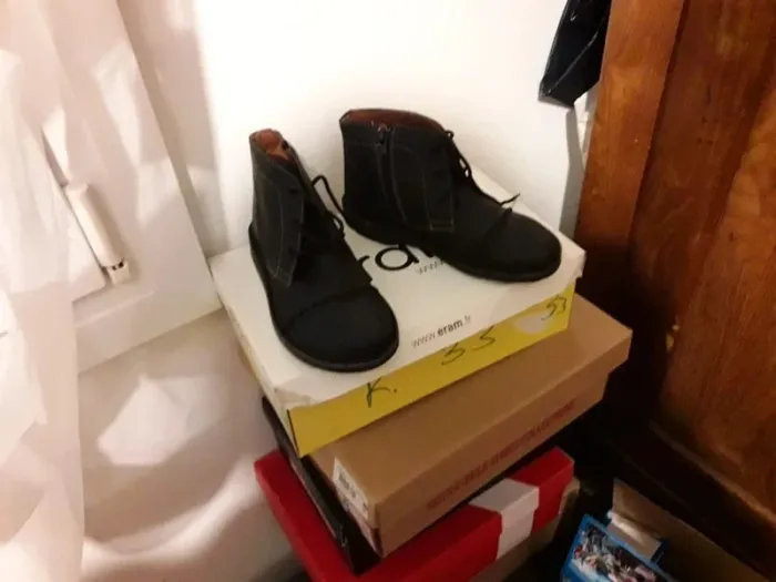 Désert boots enfants neuves pointure 33 - photo numéro 5