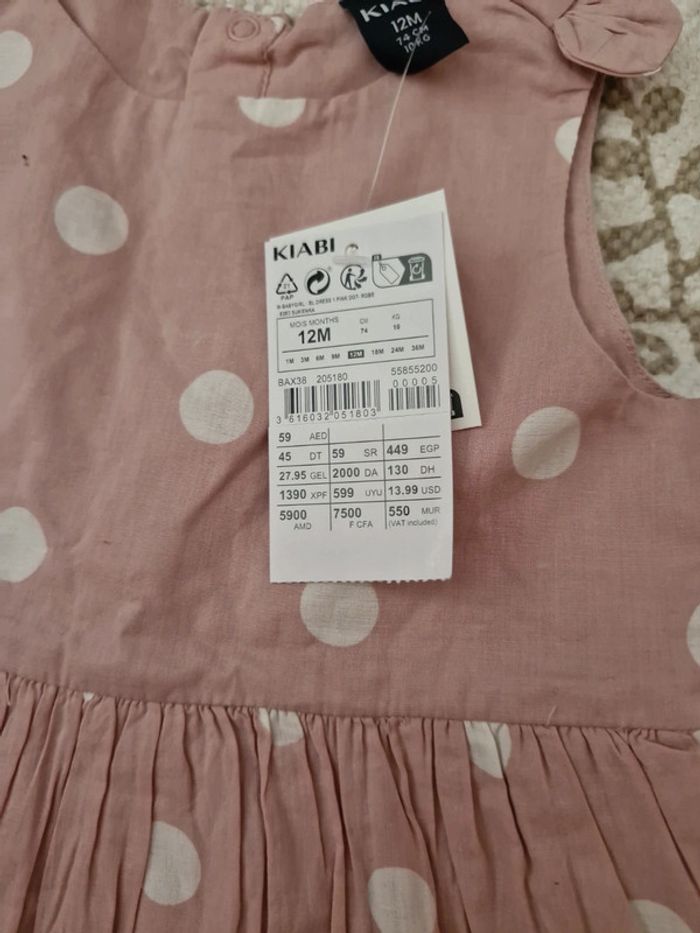 Robe neuve kiabi 12 mois. - photo numéro 2