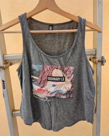 Débardeur cropped gris alice aux pays des merveilles