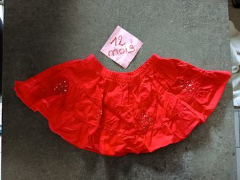 Jupe rouge 12 mois 