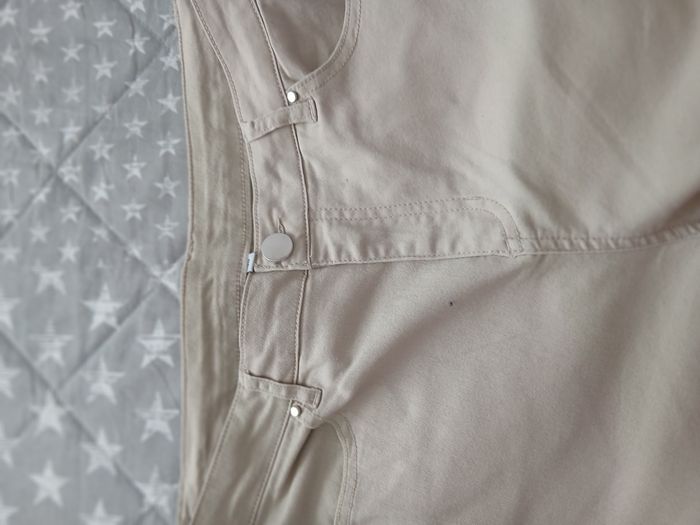 Pantacourt beige - photo numéro 2