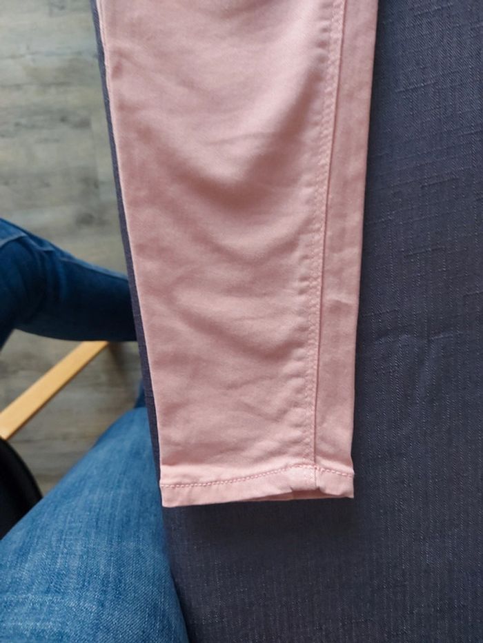 Pantalon skinny Kiabi 7 ans rose clair - photo numéro 3