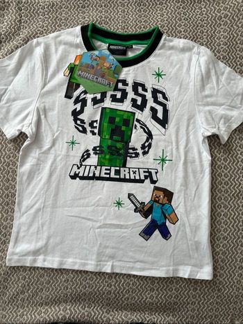 T-shirt minecraft taille 10 ans blanc /vert neuf avec étiquette