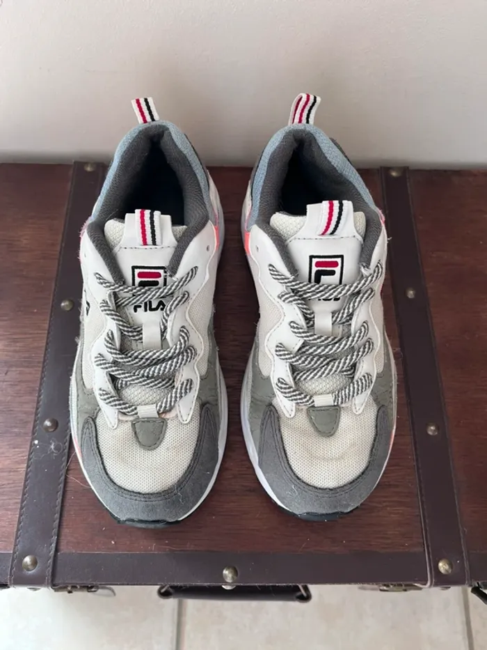 Baskets Fila 36 - photo numéro 3