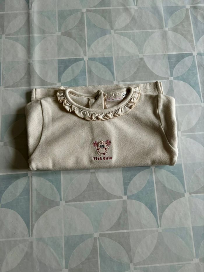 T shirt fille - Pick Ouic baby - 2 ans - en très bon état - photo numéro 4