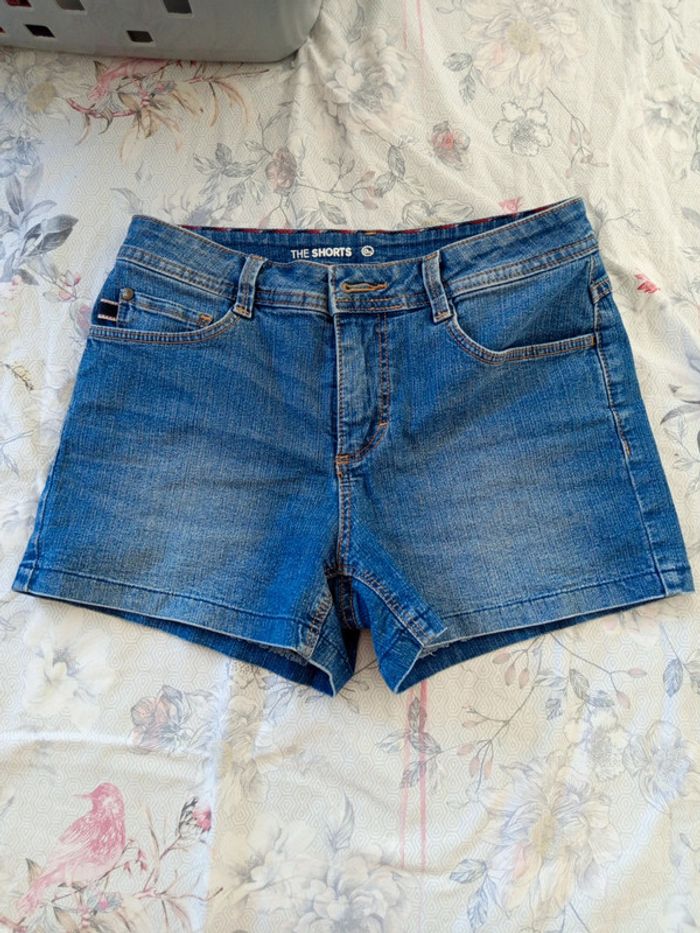 Short jean bleu C&A 36