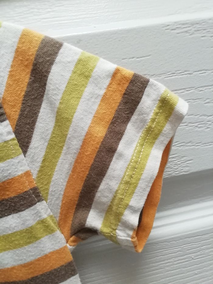 Vends t-shirt garçon été rayé multicolore - photo numéro 5