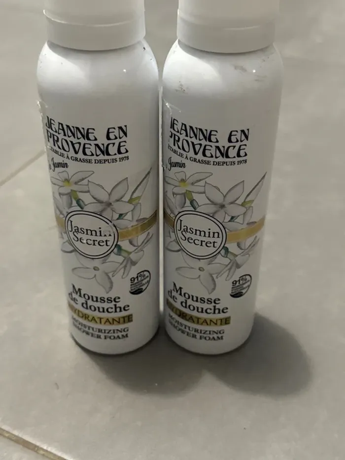 Lot de deux Mousse de douche