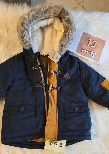 NEUF (NON PORTÉ) 🏷👌👌🤩😍💙💥superbe  parka chaud /déperlant 12 mois garçon(fourrure amovible)💙😍🤩👌