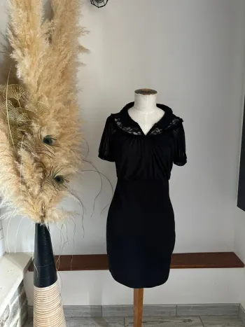 Robe noire dentelle goth rock chic M/L