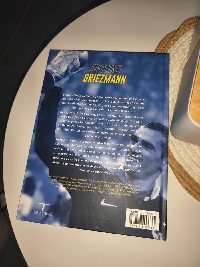 Livre Antoine Griezmann - photo numéro 3