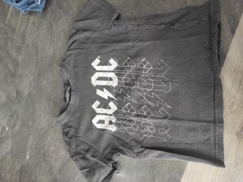 Tee-shirt
