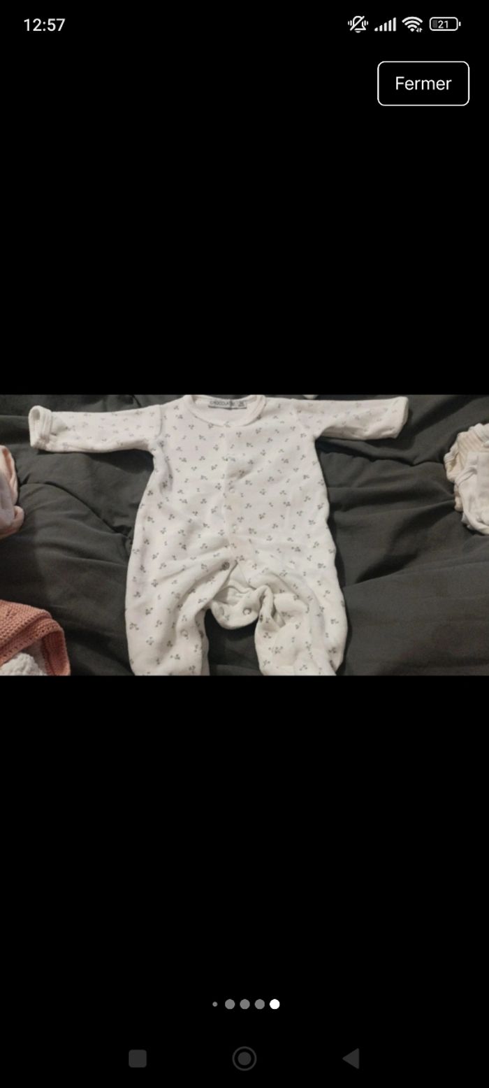 Lot de pyjama bébé fille taille 1 mois - photo numéro 3