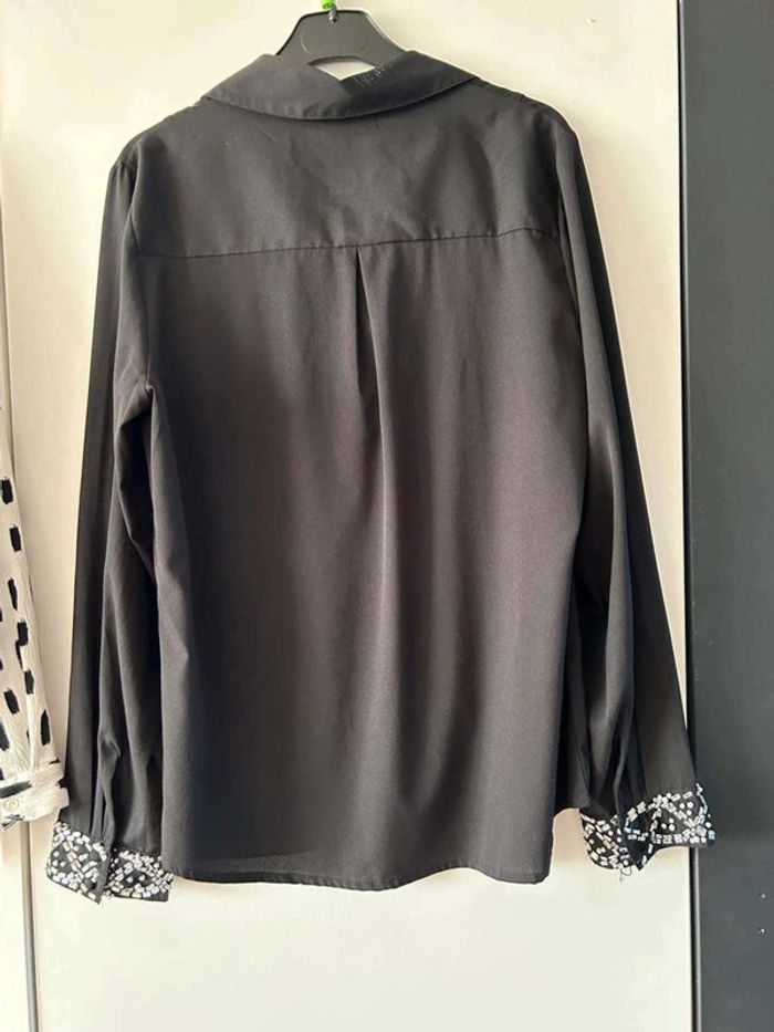 Chemise  noire col  et poigné diamant T 44 - photo numéro 3