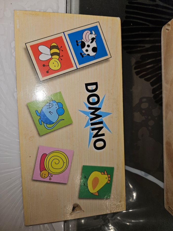 Dominos
