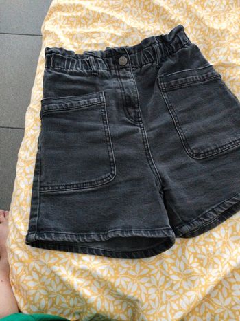 Short noir gris