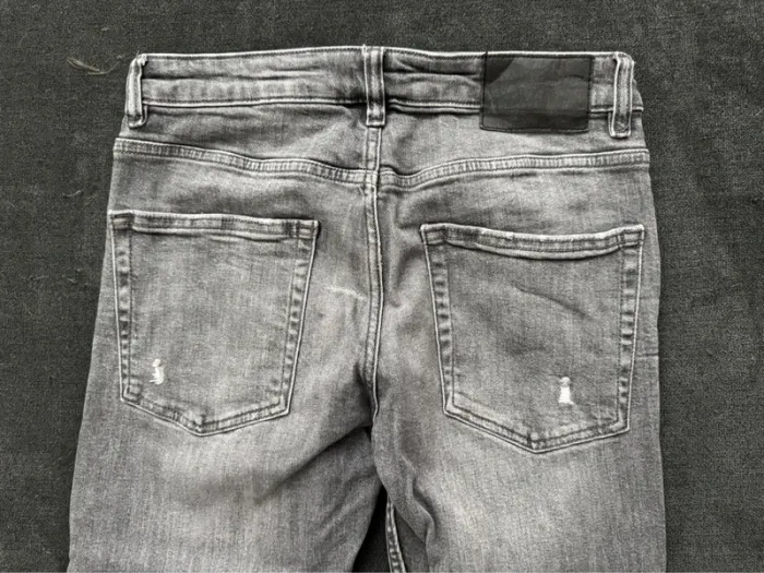 Jean super skinny troué gris homme bershka - photo numéro 4