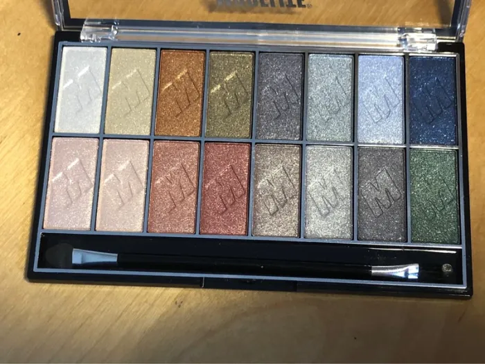Palette de 16 fards à paupières - photo numéro 2
