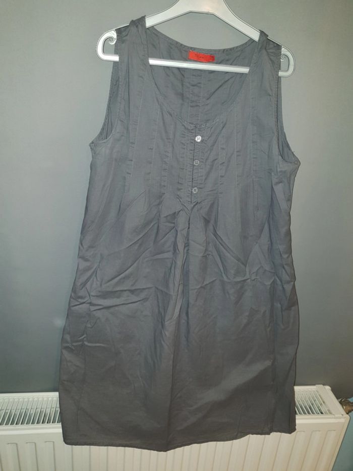 Robe courte légère - photo numéro 3