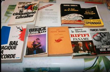 lot 9 livres