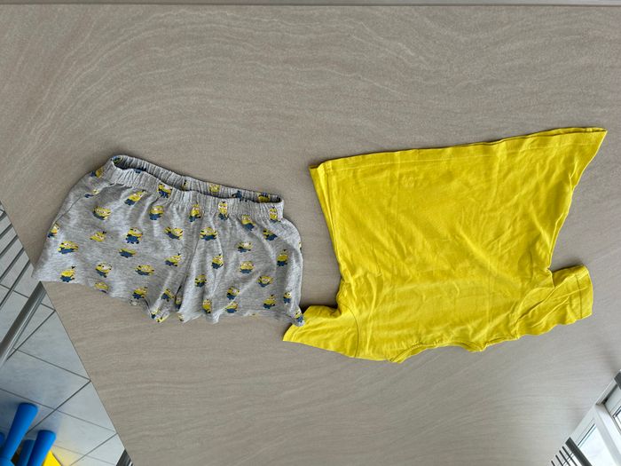 Pyjacourt motif "Les Minions" - photo numéro 2