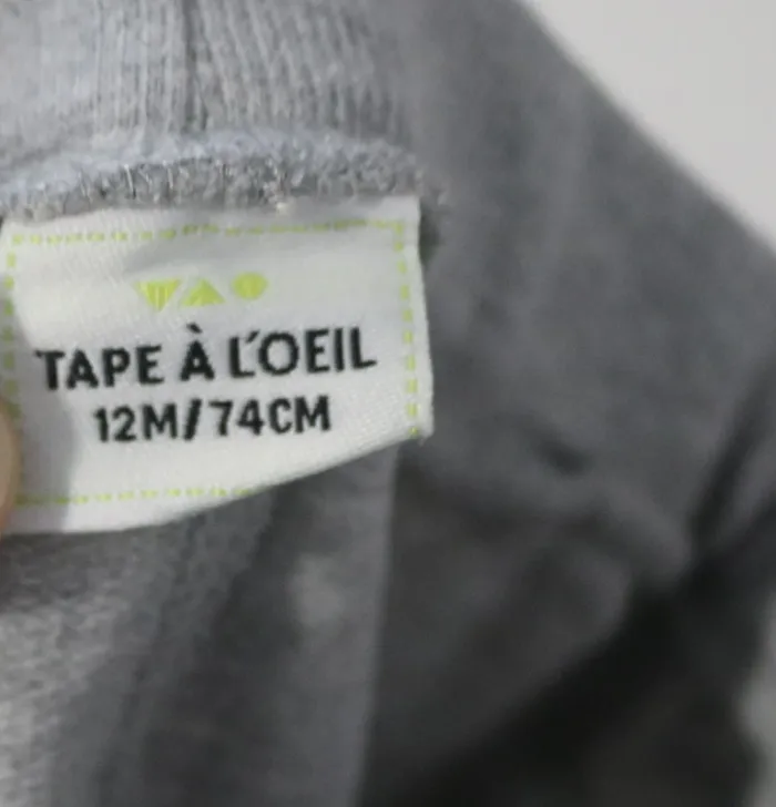 Ensemble pull 64, haut LC Waikiki et jogging Tape à l'oeil 12 mois - photo numéro 4