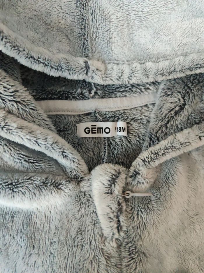 Sur pyjama - photo numéro 2