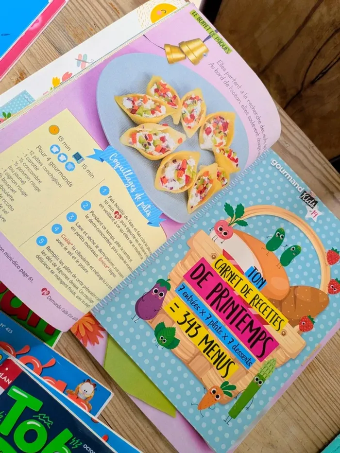 Lot de 14 magazines Toboggan, les Petites Princesses, Vanille et Les romans des sorcières + cadeaux - photo numéro 6