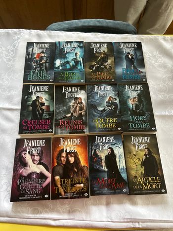 Livre jeaniene frost