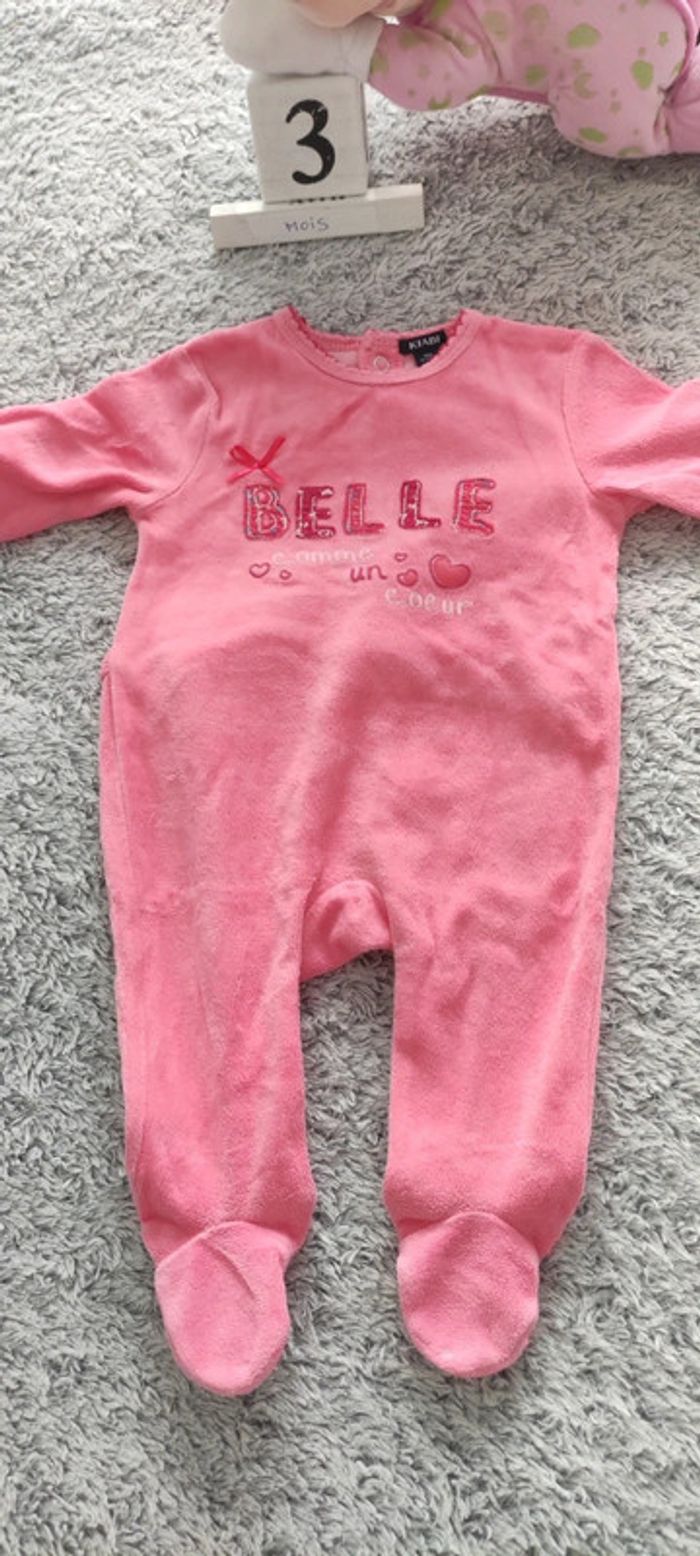 Pyjamas (usées aux pieds,) T:3 mois. - photo numéro 2