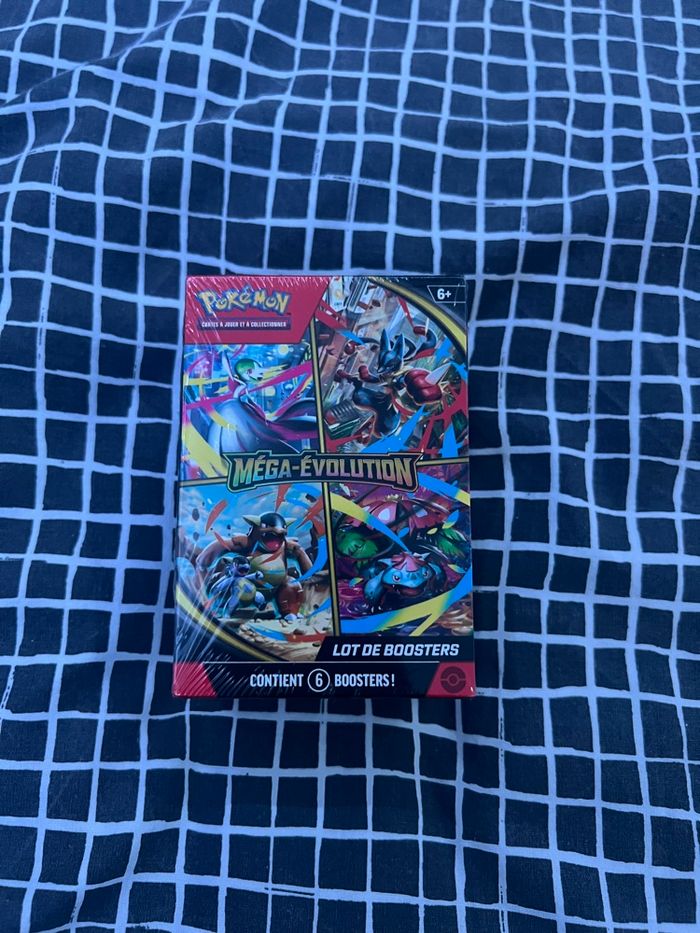 Bundle Pokémon Méga-Évolution