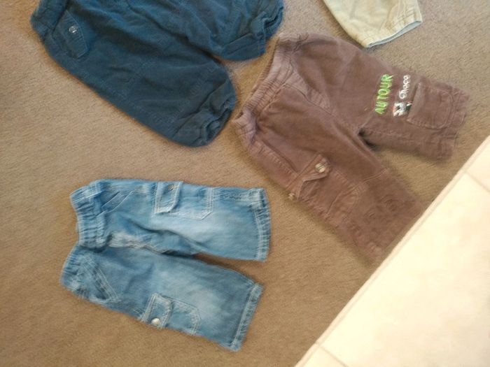 Lot 4 pantalons 9 mois - photo numéro 2